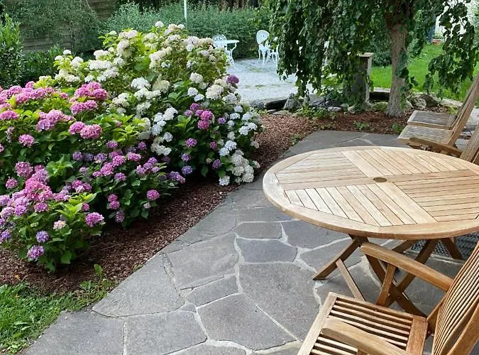 Christiane - Steilhofweg Apartmán *