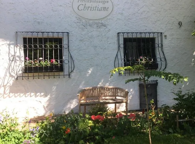 Christiane - Steilhofweg *